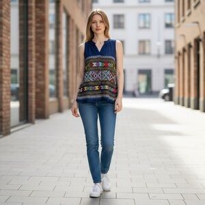 Alice Blue Stitch Fix Blue Tank Top Size S
New